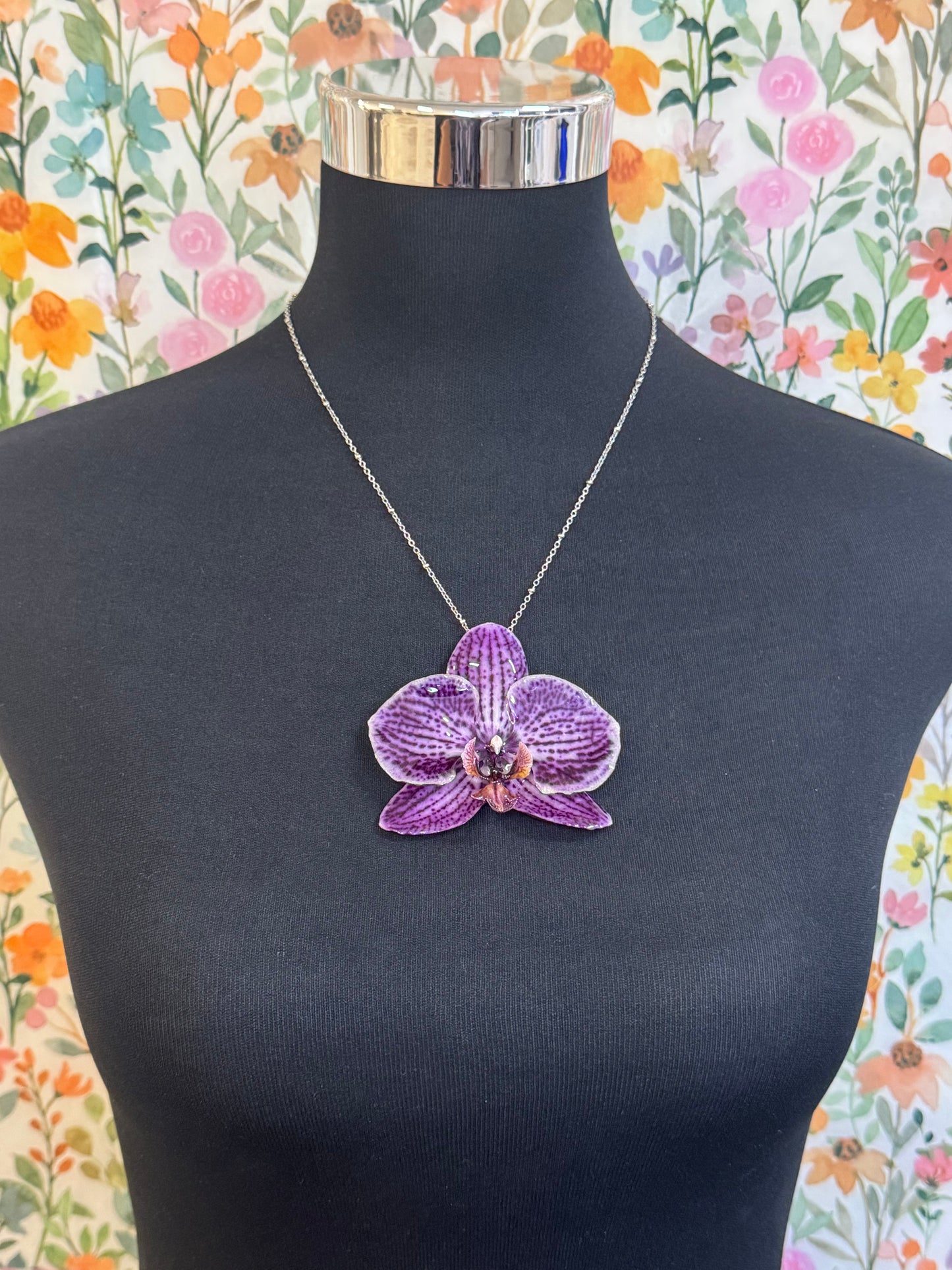 Collar Violeta