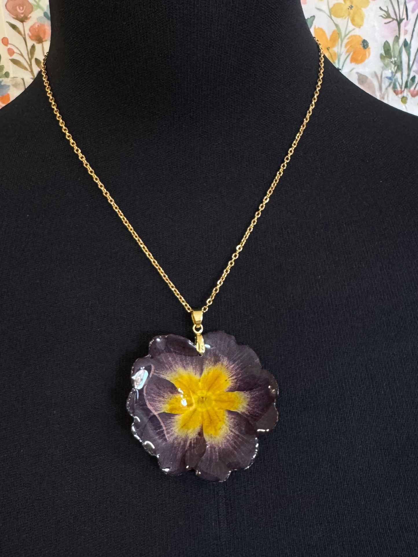 Collar Primula Carmesí